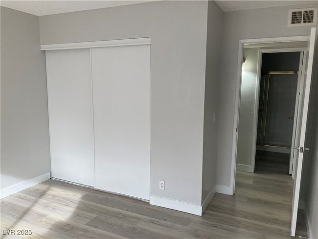 UNIT-2118 - 3151 Soaring Gulls Dr, Condo with 3 bedrooms, 2 bathrooms and null parking in Las Vegas NV | Image 17