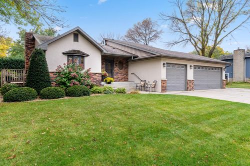 24 Mitchell Dr, Faribault, MN, 55021-6777 | Card Image