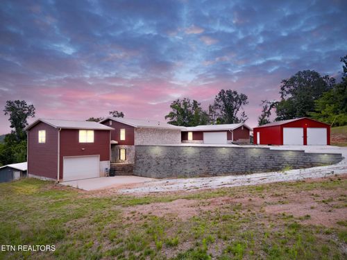 716 Skyline Dr, Clinton, TN, 37716-2213 | Card Image