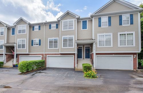 554 Declaration Ln, Aurora, IL, 60502-7341 | Card Image