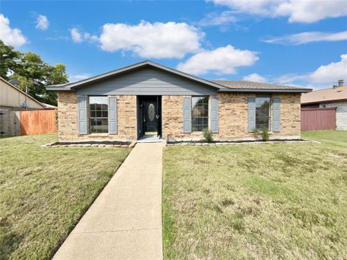 9547 Sophora Drive, Dallas, TX, 75249 | Card Image