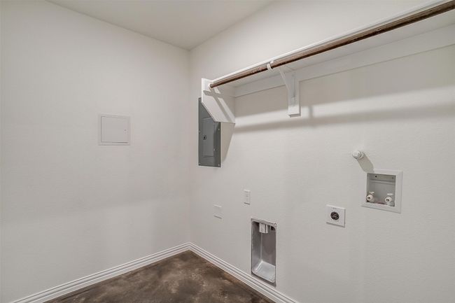 5824 High Plains Trl, House other with 3 bedrooms, 2 bathrooms and null parking in Joshua TX | Image 36