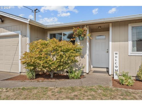 407 Washington St, Silverton, OR, 97381-1139 | Card Image