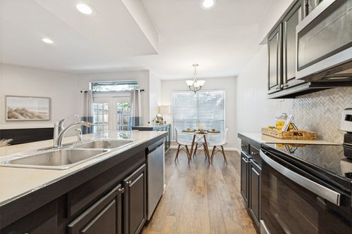 3-7525 Holly Hill Dr, Dallas, TX, 75231-4512 | Card Image