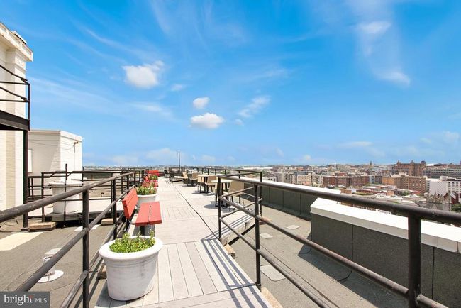 APT-808 - 1615 Q St Nw, Condo with 2 bedrooms, 1 bathrooms and null parking in WASHINGTON DC | Image 32