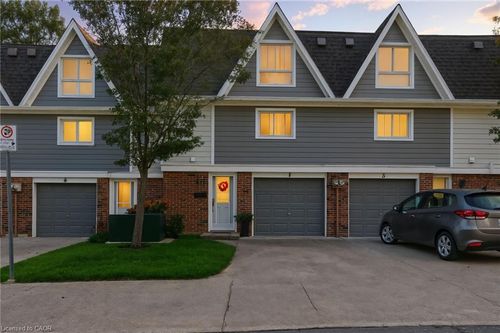 7 Trudy Crt, Dundas, ON, L9H5P6 | Card Image