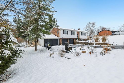 810 Skyline Dr, Florence, KY, 41042-3167 | Card Image