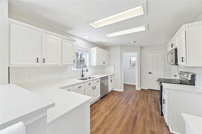 18603 Timber Twist Dr, House other with 4 bedrooms, 3 bathrooms and 2 parking in Humble TX | Image 8