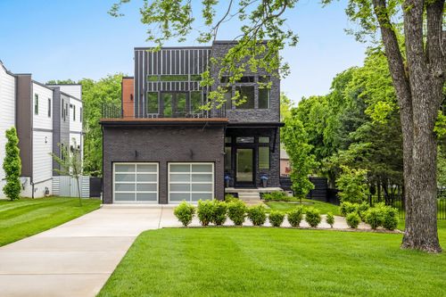 b-3918 Caylor Dr, Nashville, TN, 37215-2402 | Card Image