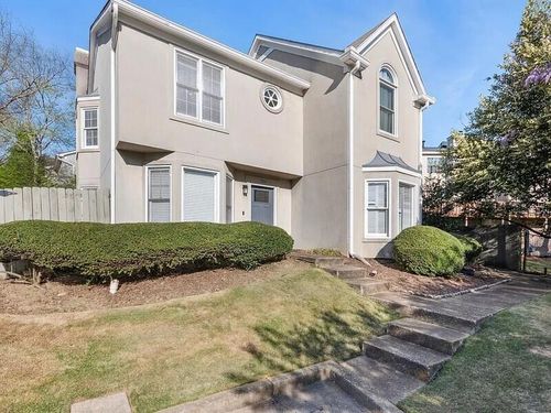 401 Defoors Lndg Nw, Atlanta, GA, 30318-7540 | Card Image