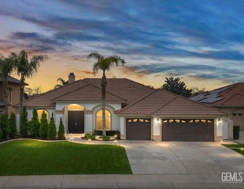 5507 Brigadoon Ln, Bakersfield, CA, 93312-1955 | Card Image
