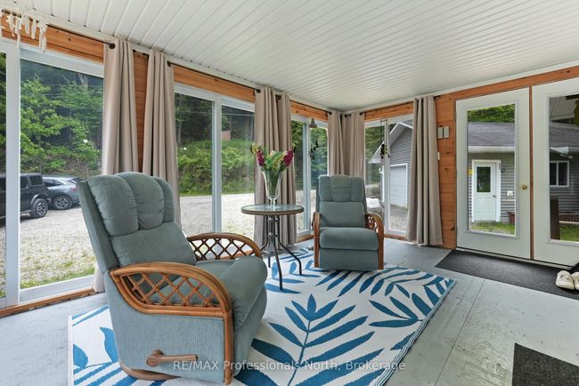 1093 Comak Cres, House other with 3 bedrooms, 2 bathrooms and 4 parking in Algonquin Highlands ON | Image 8