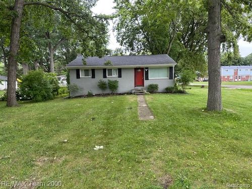 8768 Whitehorn St, Romulus, MI, 48174-4158 | Card Image