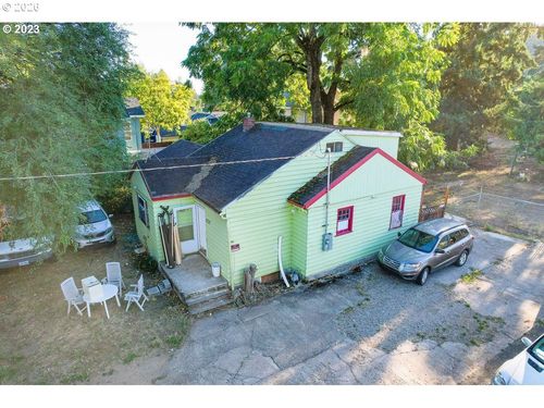 2737 Se 115th Ave, Portland, OR, 97266-1133 | Card Image