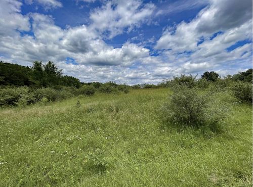 180 Black Forest Dr, La Valle, WI, 53941 | Card Image