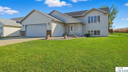 109 Emily Ln, Mankato, MN, 56001-6483 | Card Image