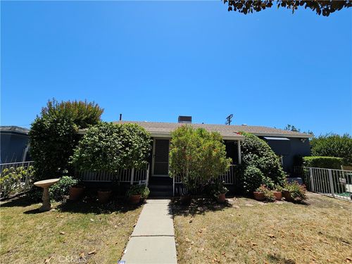 13706 Community St, Panorama City, CA, 91402-3928 | Card Image