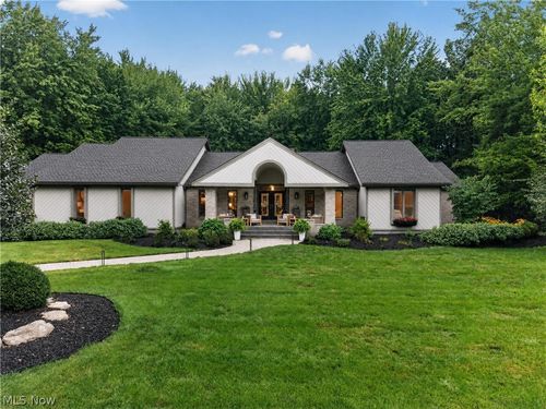 180 Huntington Trl, Cortland, OH, 44410-1600 | Card Image