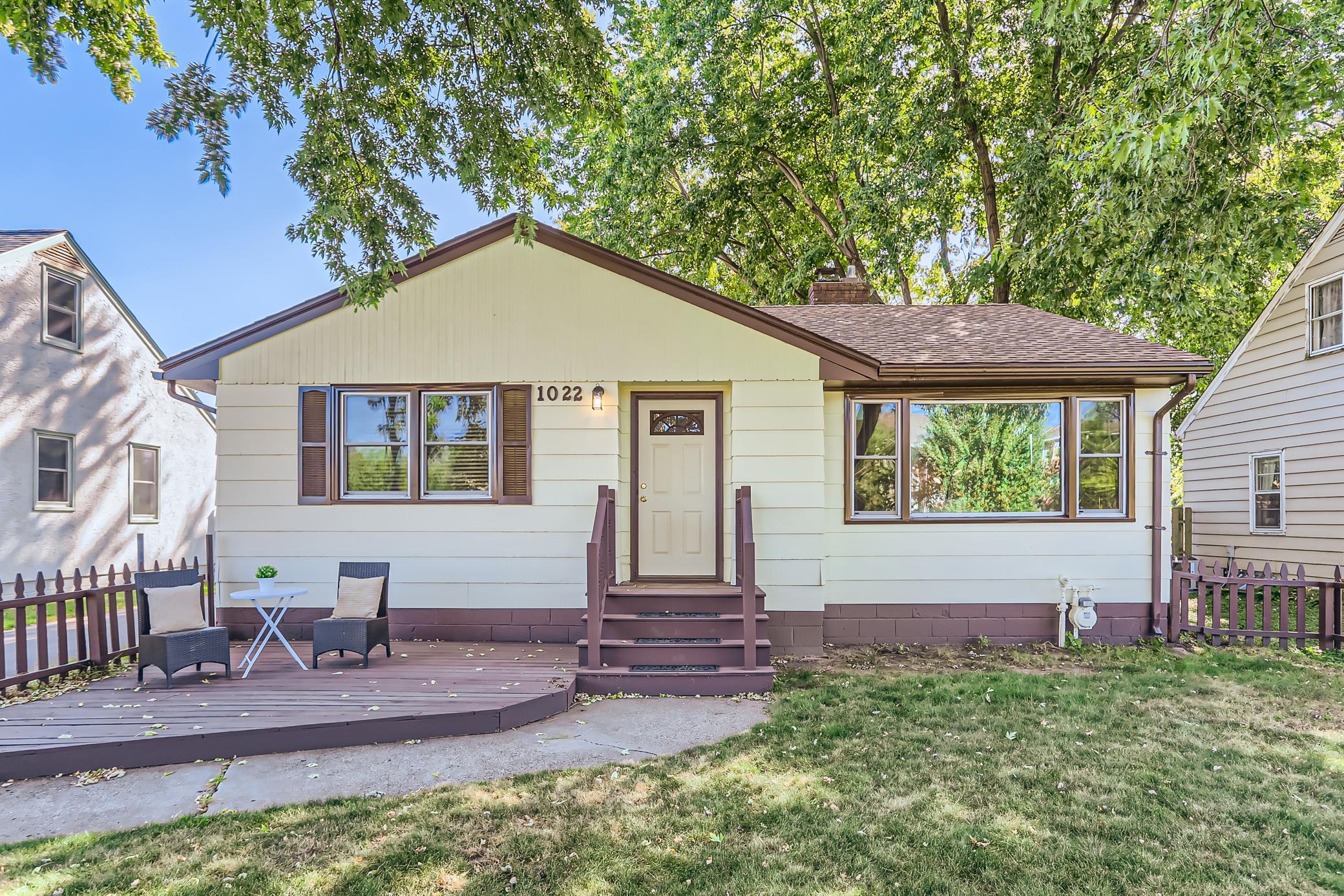 Larpenteur Ave, Saint Paul, MN 55113