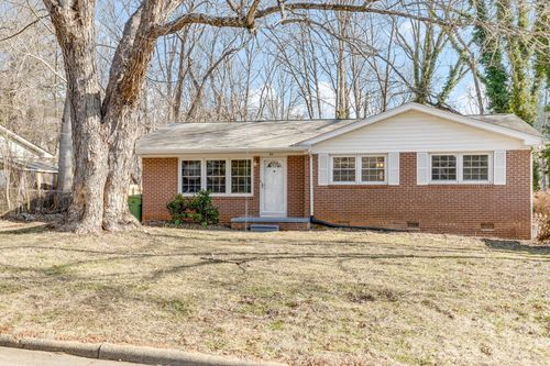 64 Pleasant Ridge Dr, Asheville, NC, 28805-2625 | Card Image