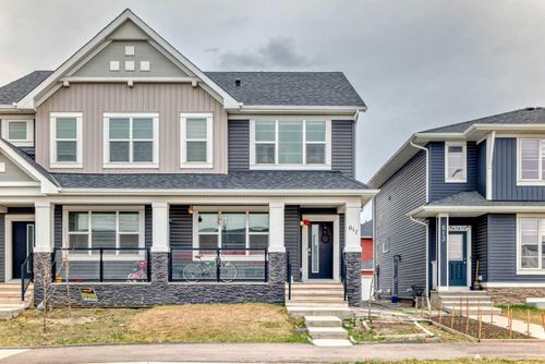 617 Redstone Dr Ne, Calgary, AB, T3N1L1 | Card Image