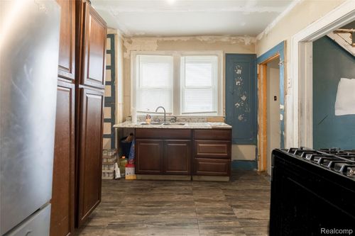 15817 Monica St, Detroit, MI, 48238-1322 | Card Image