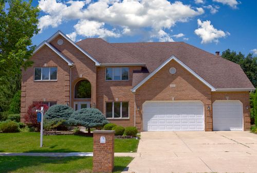 336 Tuttle Dr, Bloomingdale, IL, 60108-8802 | Card Image