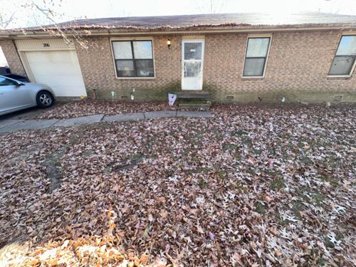 206 E Scott Wayne Dr, Nixa, MO, 65714-9364 | Card Image