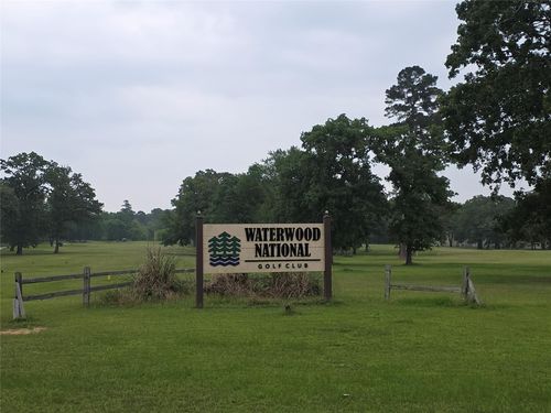 22468 Pebble Beach Way, Huntsville, TX, 77320 | Card Image