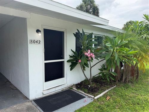 8042-8042 Cleaves Rd, NORTH FORT MYERS, FL, 33903-4305 | Card Image