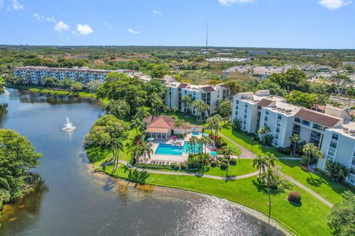 apt-g303-820 Lavers Cir, Delray Beach, FL, 33444-7846 | Card Image