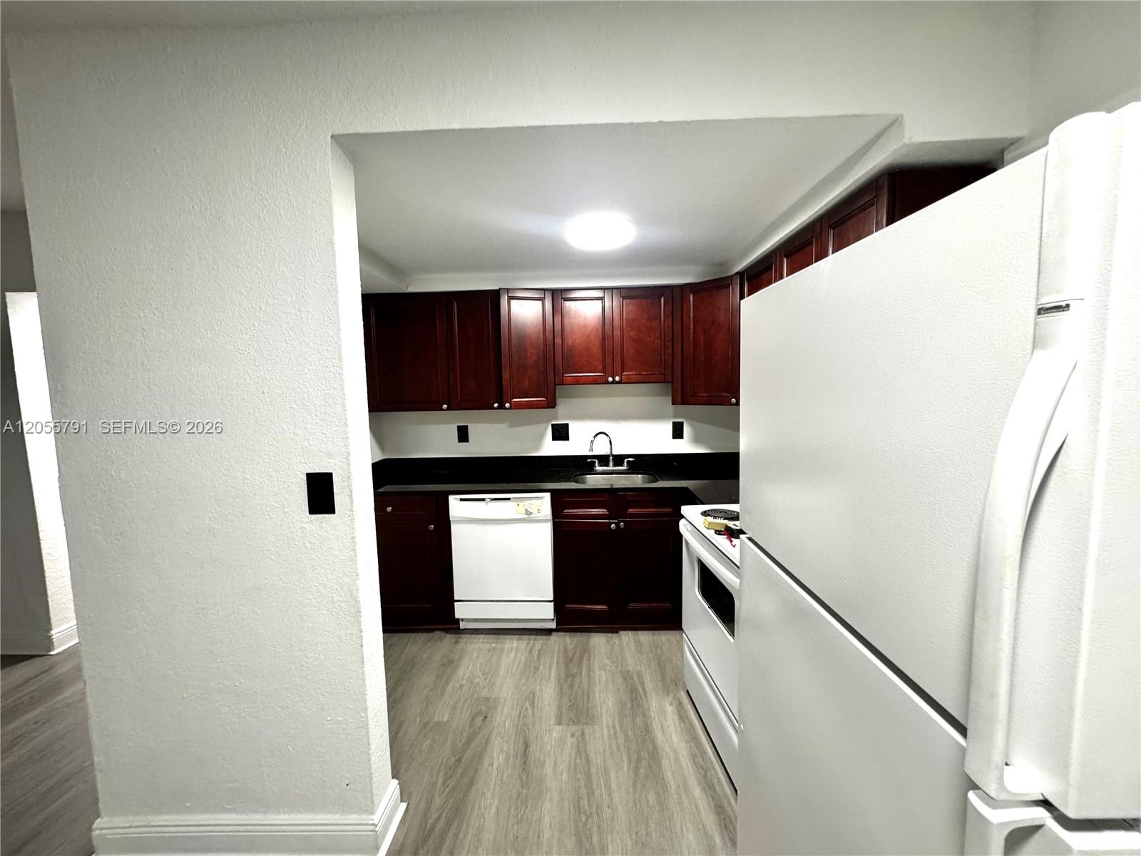 Residential Lease in North Miami 2