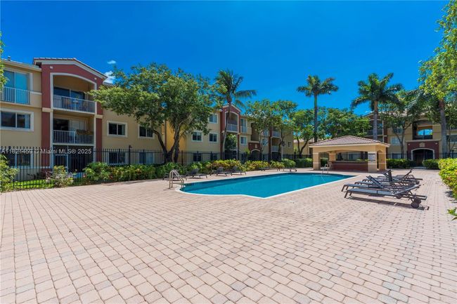 APT-217 - 7085 Nova Dr, Condo with 3 bedrooms, 2 bathrooms and null parking in Davie FL | Image 19