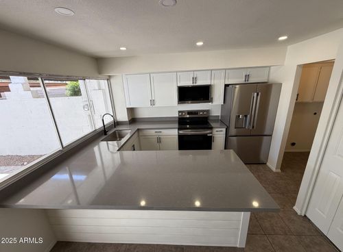 4849 W Northern Ave, Glendale, AZ, 85301-8009 | Card Image