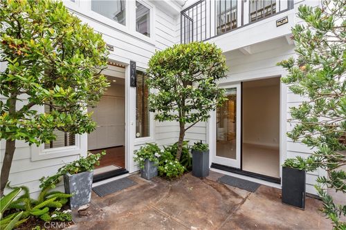 314 1/2 Larkspur Ave, Corona del Mar, CA, 92625-3098 | Card Image