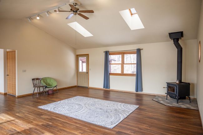 S4611 Cr C, House other with 3 bedrooms, 3 bathrooms and null parking in HILLSBORO WI | Image 6