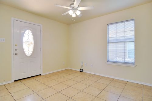 3310 Nw 26th St, Fort Worth, TX, 76106-3585 | Card Image