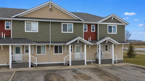 202-148 Vanier Dr, Red Deer, AB, T4R0V1 | Card Image
