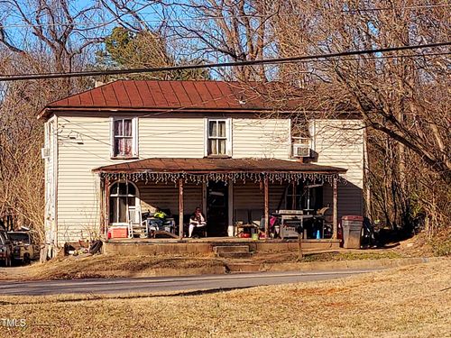 718 W Harrison St, Reidsville, NC, 27320-4624 | Card Image