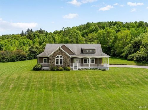 5612 E Lake Rd, Hamilton, NY, 13346-3526 | Card Image