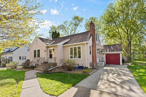 1765 Pascal St, Falcon Heights, MN, 55113-6260 | Card Image