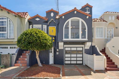 2071 Vicente Street, San Francisco, CA, 94116 | Card Image