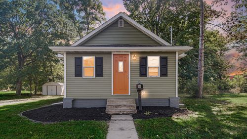 3717 Schneider St, Lake Station, IN, 46405 | Card Image