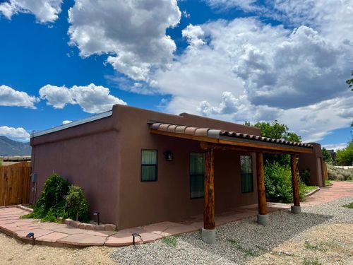 55 Vista Linda Rd, Ranchos De Taos, NM, 87557-8755 | Card Image