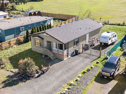 644 Main St, Yoncalla, OR, 97499-9004 | Card Image