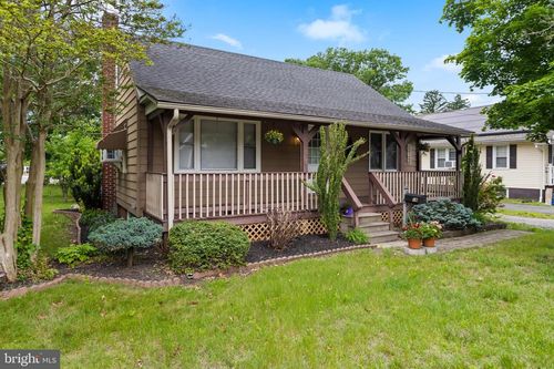 18 Middlesex Ave, HAINESPORT, NJ, 08036-2911 | Card Image