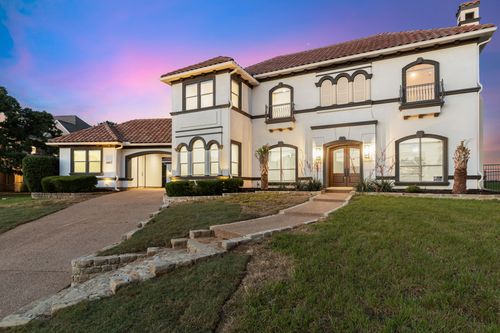 1229 Strathmore Dr, Southlake, TX, 76092-9520 | Card Image
