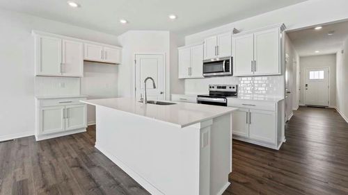 2705 Mercer Ln, Platte City, MO, 64079-4804 | Card Image