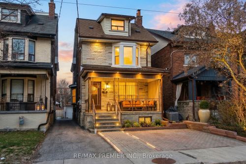 172 Lauder Ave, York, ON, M6E3H4 | Card Image