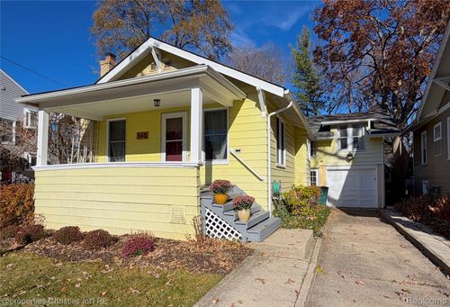 546 Leroy St, Ferndale, MI, 48220-1894 | Card Image